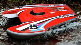 Zdalnie Sterowana Łódź SEA SKIMMER - Szybkość i precyzja na wodzie