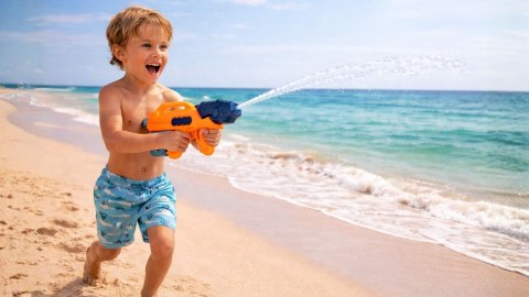 PISTOLET NA WODĘ AQUA WORLD do zabawy w ogrodzie i na plaży lekki 580 ml