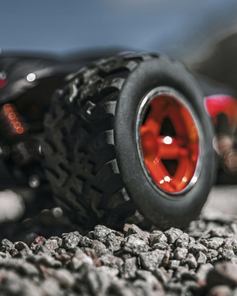 SAMOCHÓD ZDALNIE STEROWANY RC TERENOWY 4X4 SAMOCHÓD ZDALNIE STEROWANY RC TERENOWY 4X4