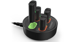 ?adowarka do akumulator?w Xbox One i Series z pulsacyjnym systemem ?adowania - 4 akumulatory 800mAh NiMH, kabel USB Type-C