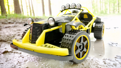 SAMOCHÓD ZDALNIE STEROWANY TAYIO GLOW BUGGY SAND CROSS ŻÓŁTY RC SKALA 1:18