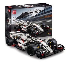 Klocki Mould King F1 bolid wyścigowy do złożenia 1:10 – 1235 elementów,