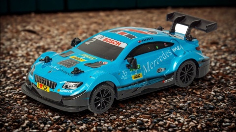 Zdalnie sterowany Mercedes AMG C63 RC 1:24 – niebieski Zdalnie sterowany Mercedes AMG C63 RC 1:24 – niebieski